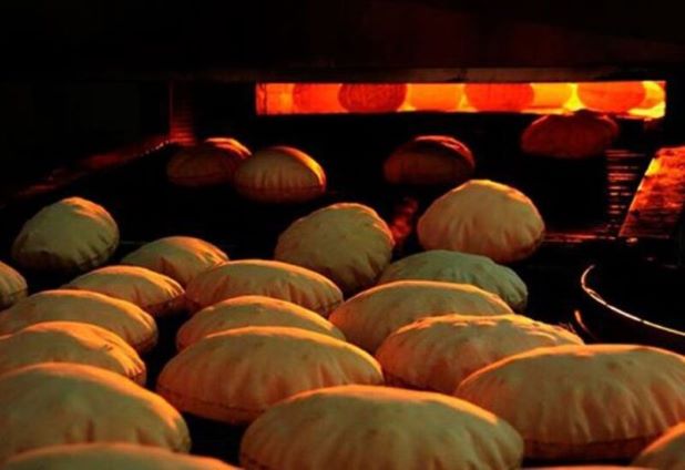 هل وصل سعر ربطة الخبز في لبنان إلى 30 دولار؟